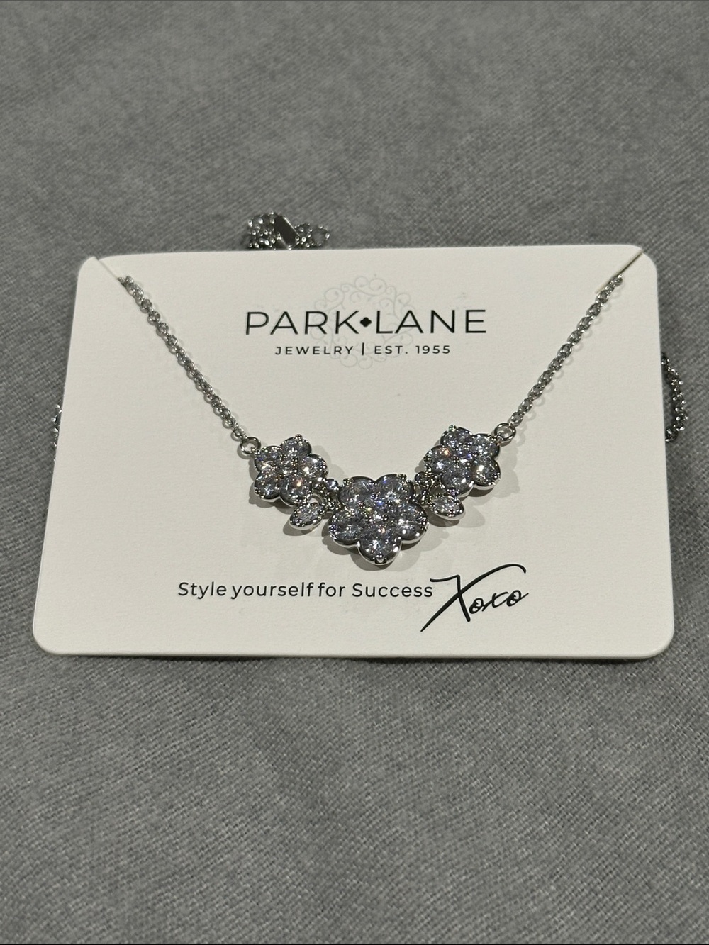 Park Lane Silver Floral Cluster Necklace - White/Silver